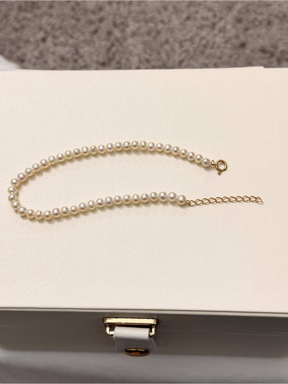 Fresh Water Pearl Bracelet with gold closure